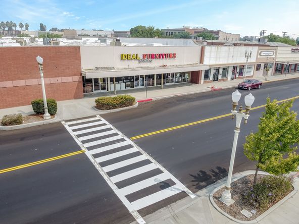 NNN Leased Retail Building - Ideal Furniture Gallery: 116 W 6th St, Hanford, CA 93230